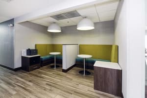 thumbnail: Business center