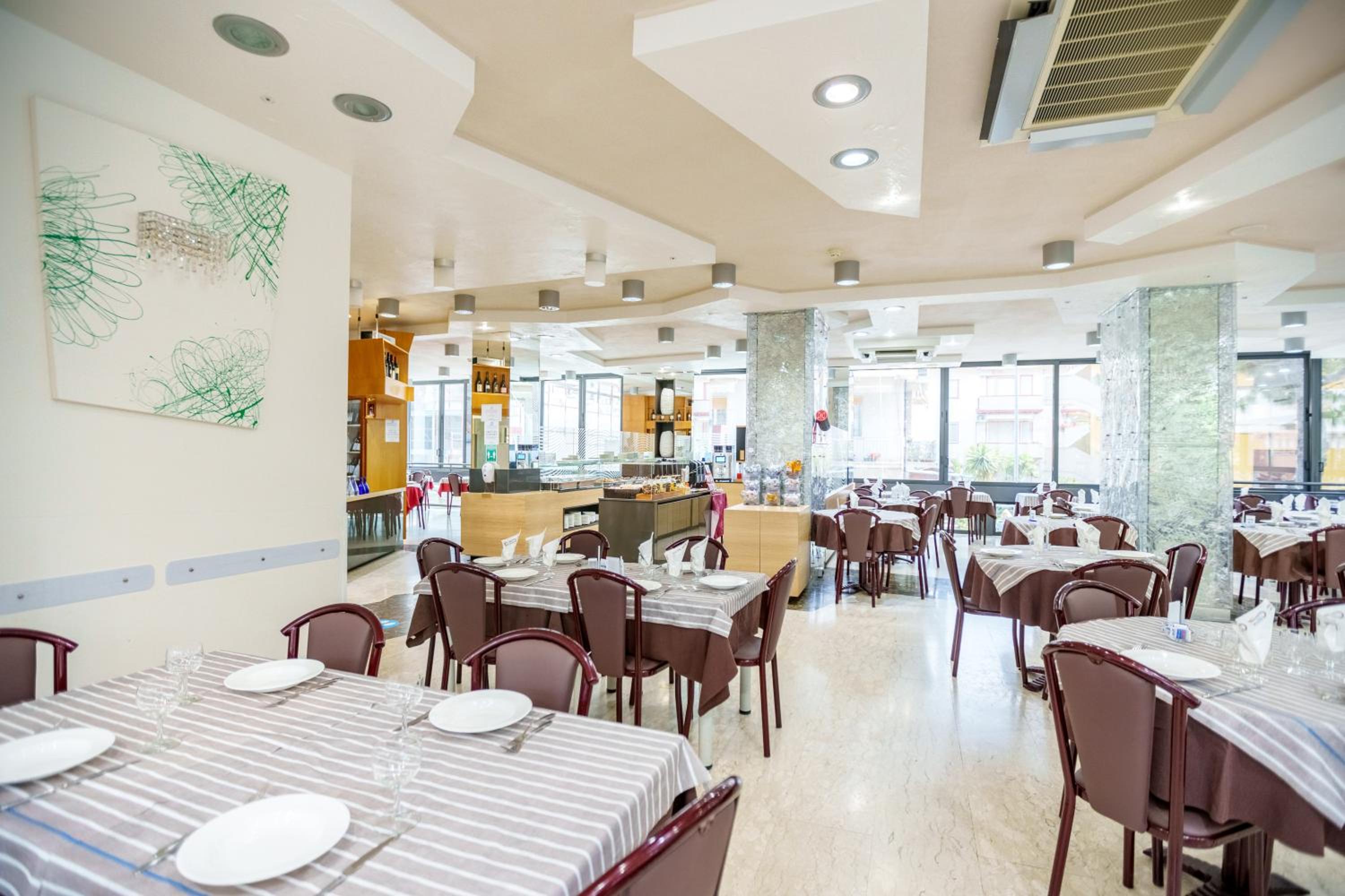 Restaurant-cafeteria