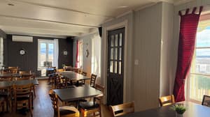 thumbnail: Breakfast area