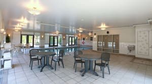 thumbnail: Breakfast area