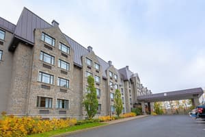 thumbnail: Front of property