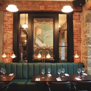 thumbnail: Restaurant