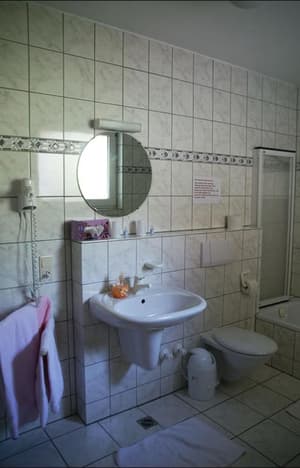 thumbnail: Bathroom