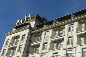 thumbnail: Front of property
