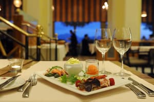 thumbnail: Restaurant