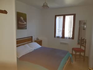 thumbnail: Room amenity