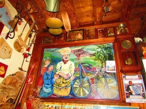 thumbnail: Interior detail