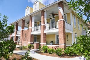thumbnail: Exterior detail