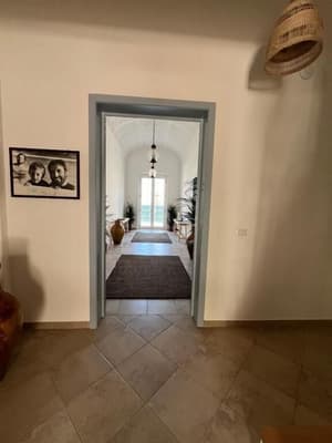 thumbnail: Interior entrance