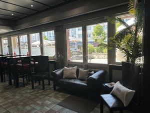 thumbnail: Lobby sitting area