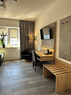 thumbnail: Room