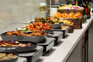 thumbnail: Club InterContinental guests enjoy lounge access & upscale dining.