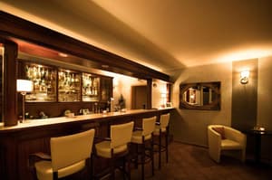 thumbnail: Bar