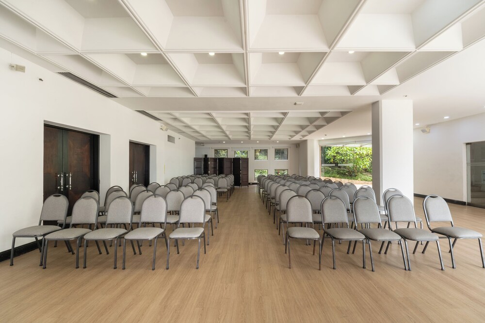 Reception hall