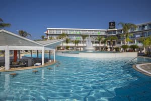 thumbnail: Pool