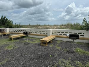 thumbnail: BBQ/picnic area