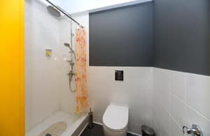 thumbnail: 82007510.jpg