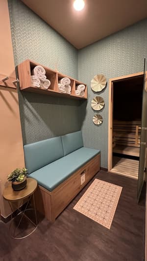 thumbnail: Sauna