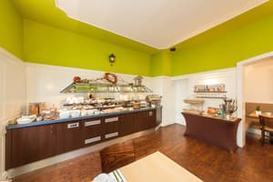 thumbnail: Breakfast buffet