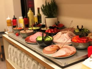 thumbnail: Buffet