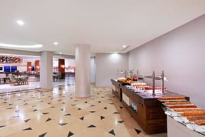 thumbnail: Restaurant