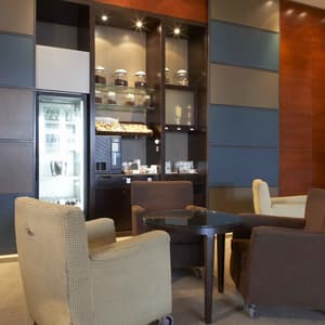 thumbnail: Lounge