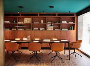 thumbnail: Restaurant