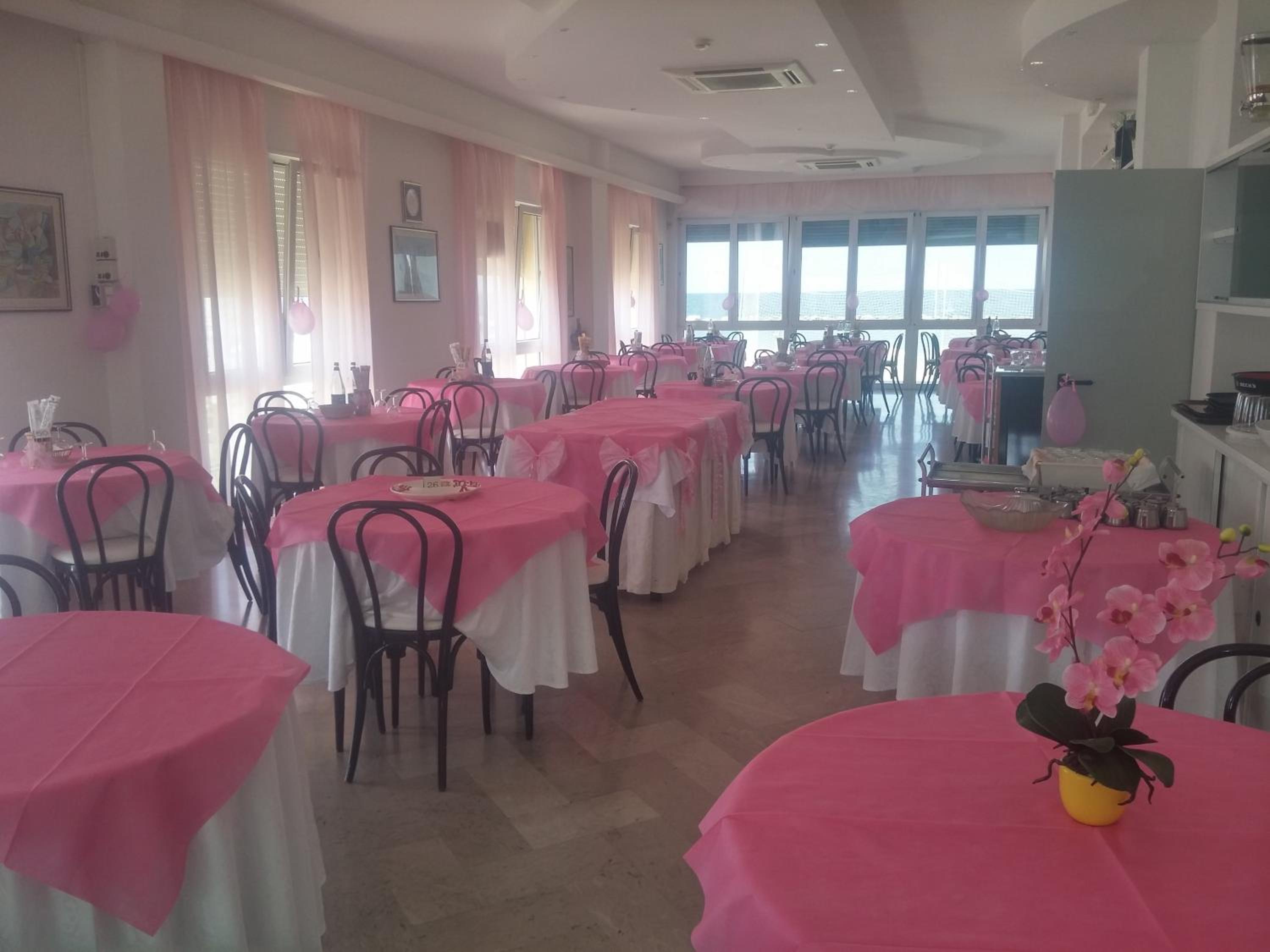 Restaurant-cafeteria