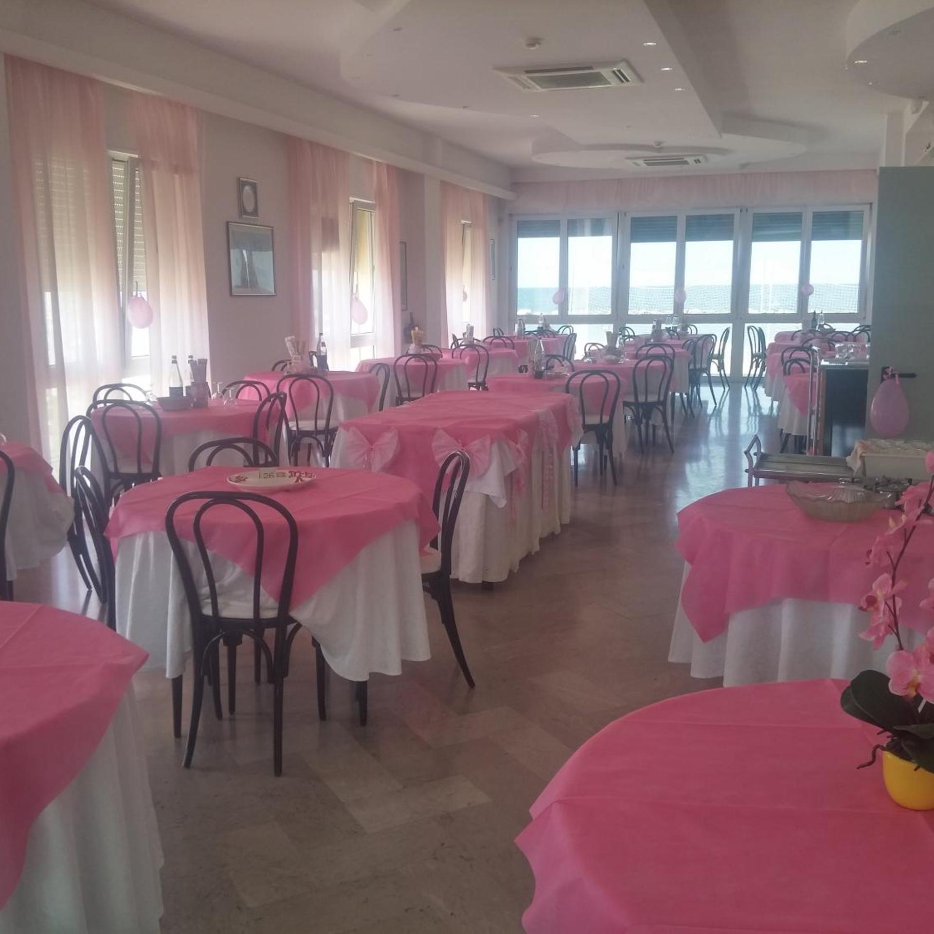 Restaurant-cafeteria