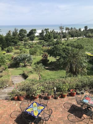 thumbnail: Balcony