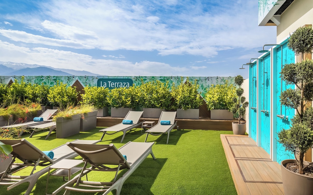 Sundeck