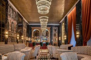 thumbnail: Bar (on property)