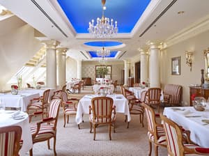 thumbnail: Dining