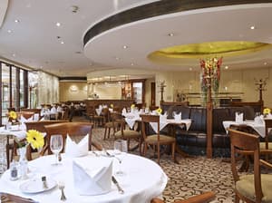 thumbnail: Restaurant