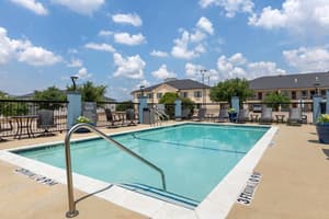 thumbnail: Pool