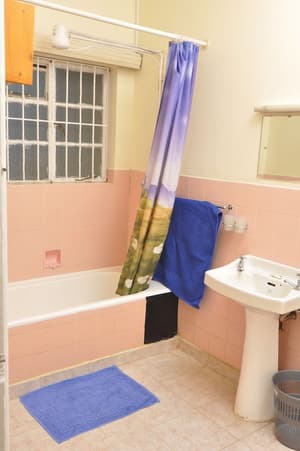 thumbnail: Bathroom amenities