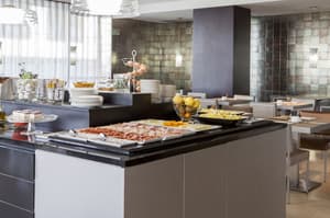 thumbnail: Breakfast area