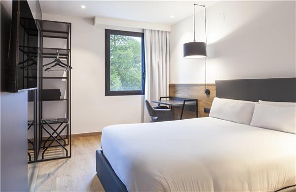 Guest Room,Suite,On-Site