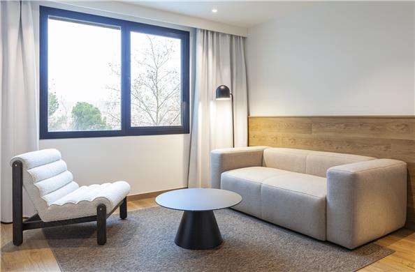 Guest Room,Guest Room Amenity,Suite,On-Site