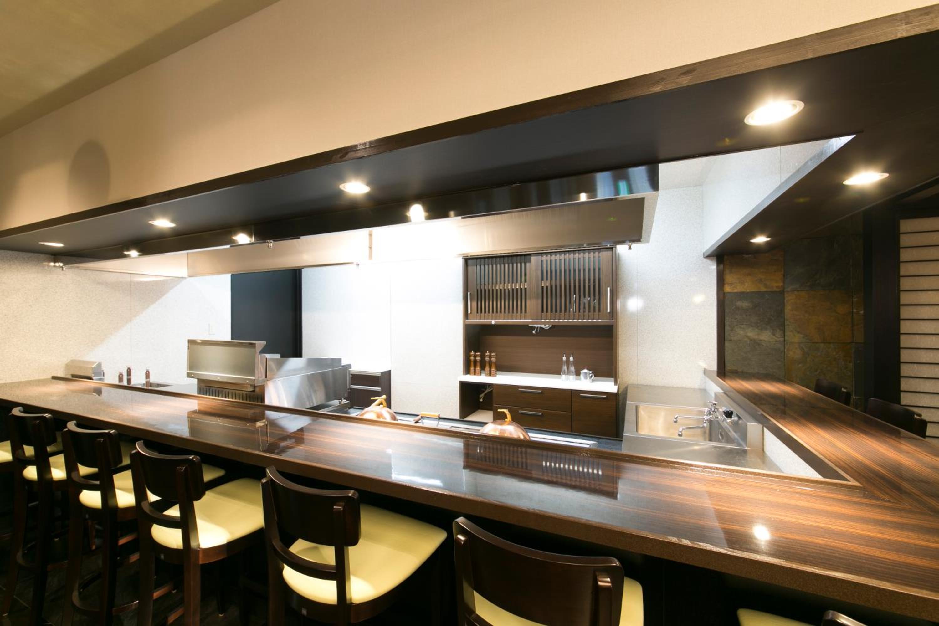 Restaurant-cafeteria