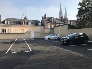 thumbnail: Parking