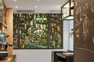 thumbnail: Bar (on property)