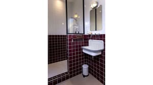 thumbnail: Bathroom shower