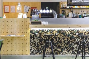 thumbnail: Bar (on property)