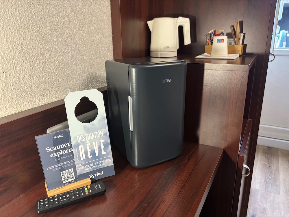 Mini-refrigerator
