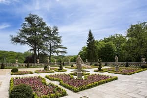 thumbnail: Garden view