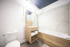 thumbnail: Bathroom