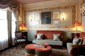 thumbnail: Bar (on property)