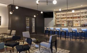 thumbnail: Bar (on property)