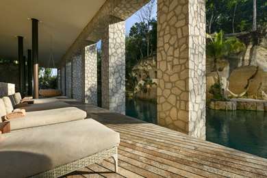 On-Site,Property Amenity,Spa